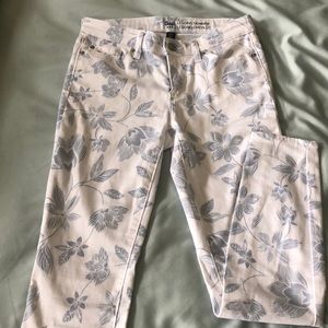 Gap white and blue patterned skinny jeans